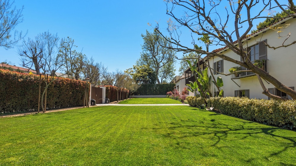 Howard Hughes Estate - Spanish Revival Gem w/ Pool, Wine Cellar & Guest House
