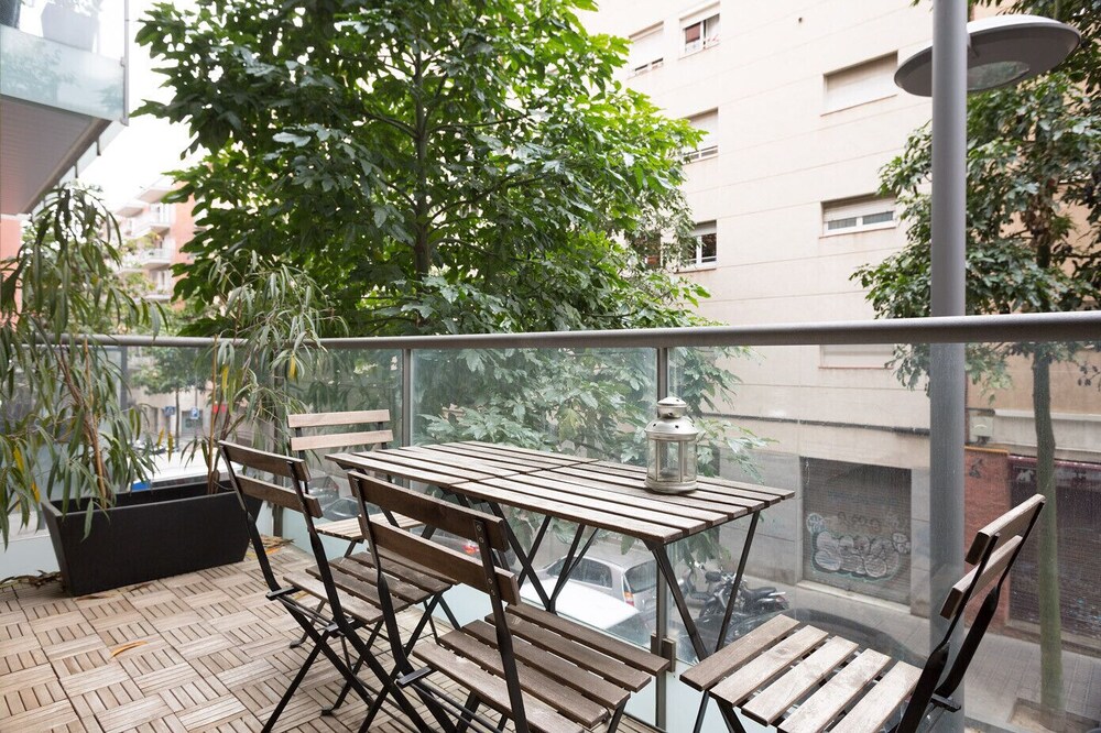 Les Corts Apartments By Olala Homes