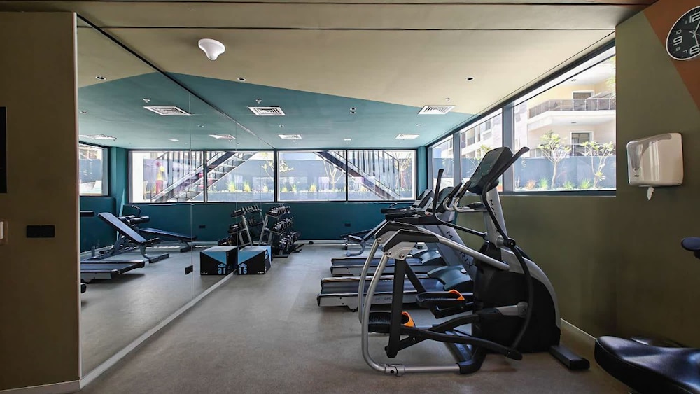 Spacious and Stunning Studio in The Heart of JVC