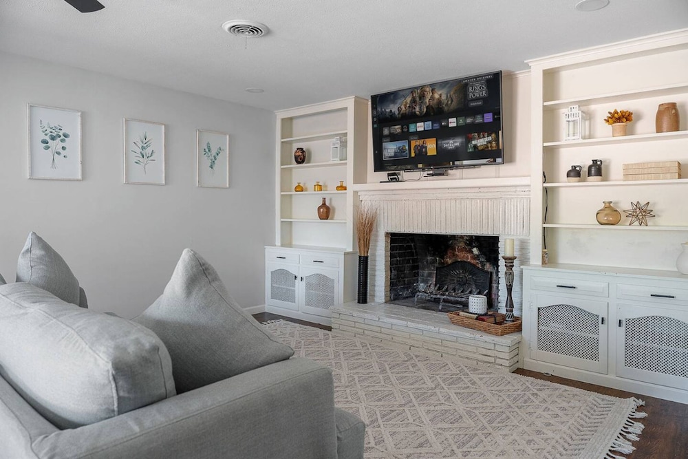 Play Stay Dallas Home w Gym Gameroom Wifi
