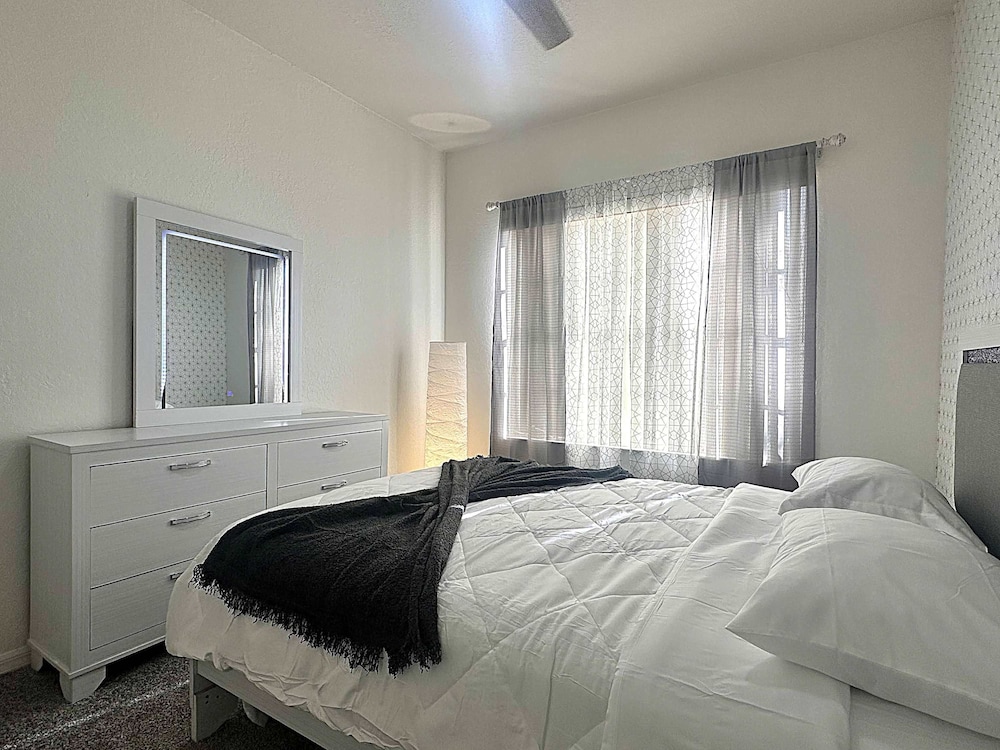 Family Villa 5 Bedroom Near Disney World