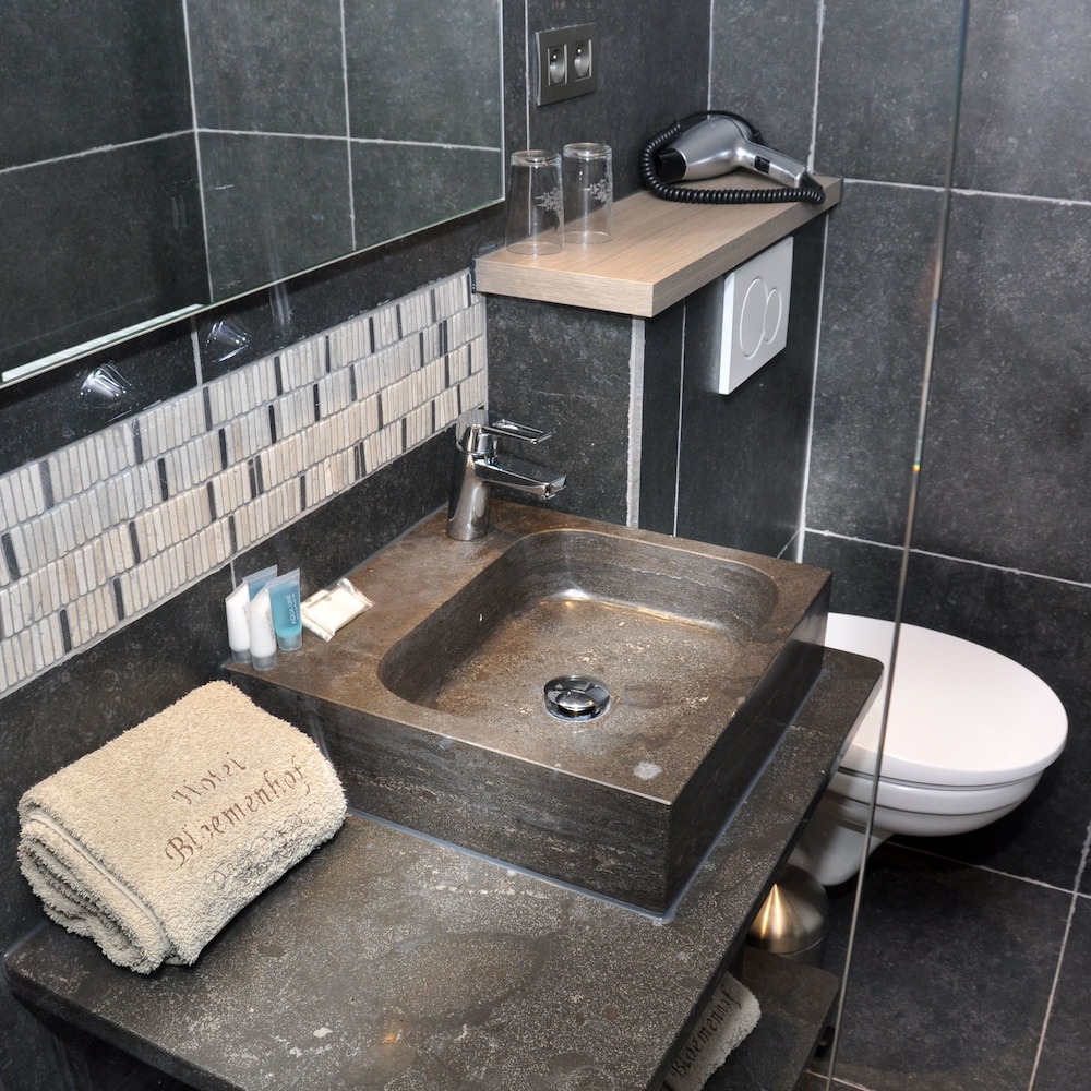 Bruges Vacations - Hotel Bloemenhof - Property Image 2