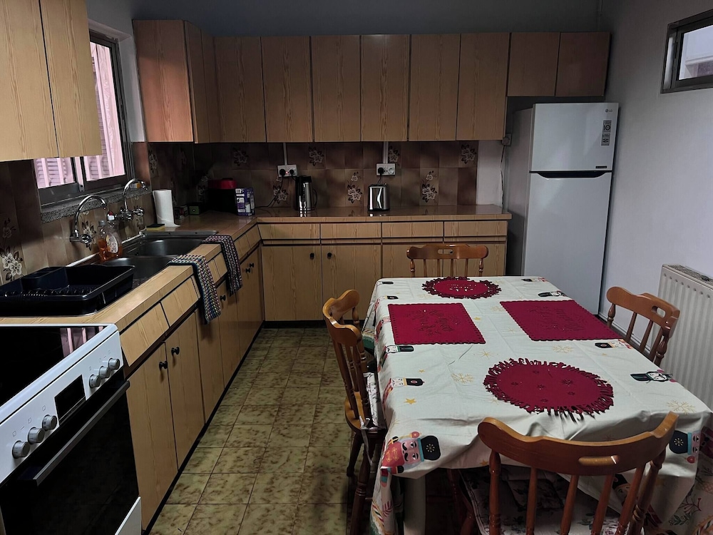 Mountain Retreat in Kakopetria, Cyprus - Perfect for Families