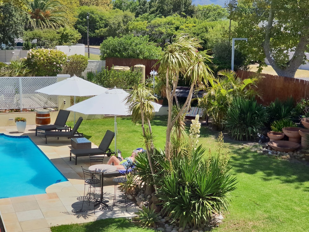 Constantia Cottages
