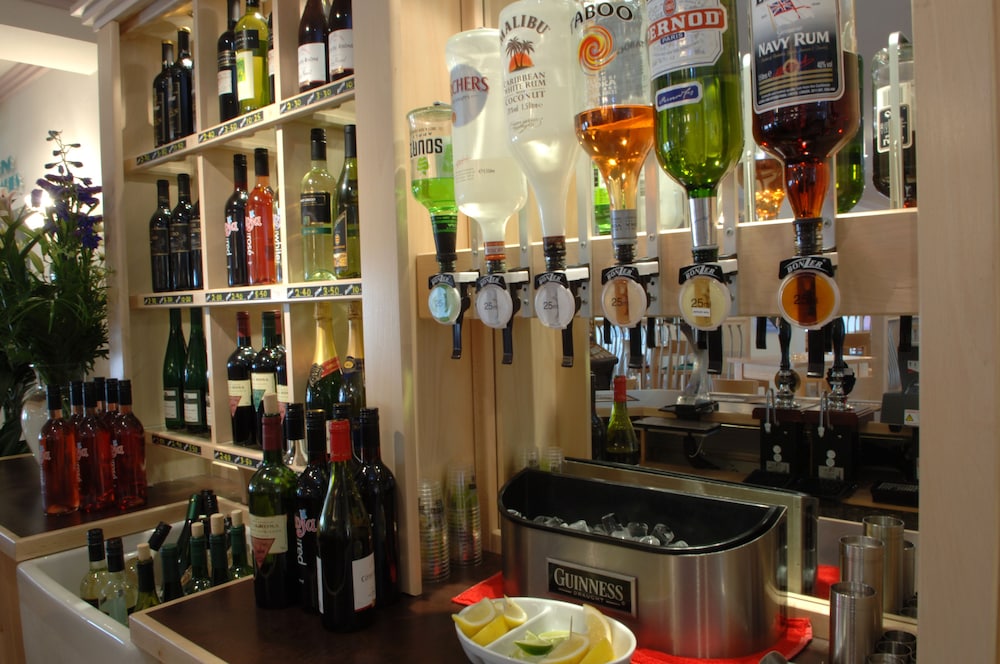 Bideford Vacations - The Waterfront Inn - Property Image 96