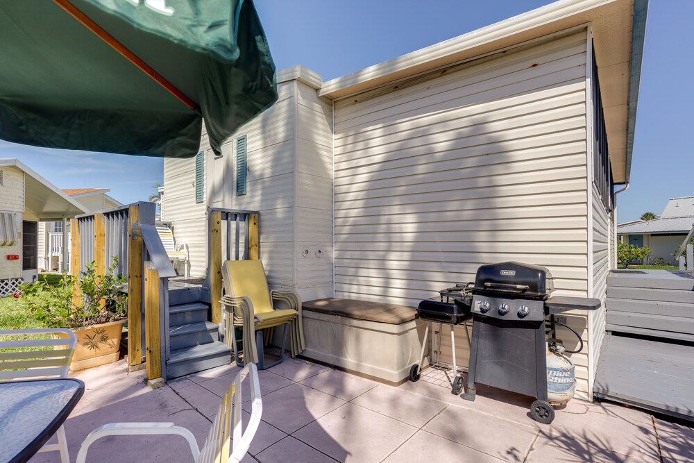 Pool + Hot Tub Access: Home in Jensen Beach! view 3
