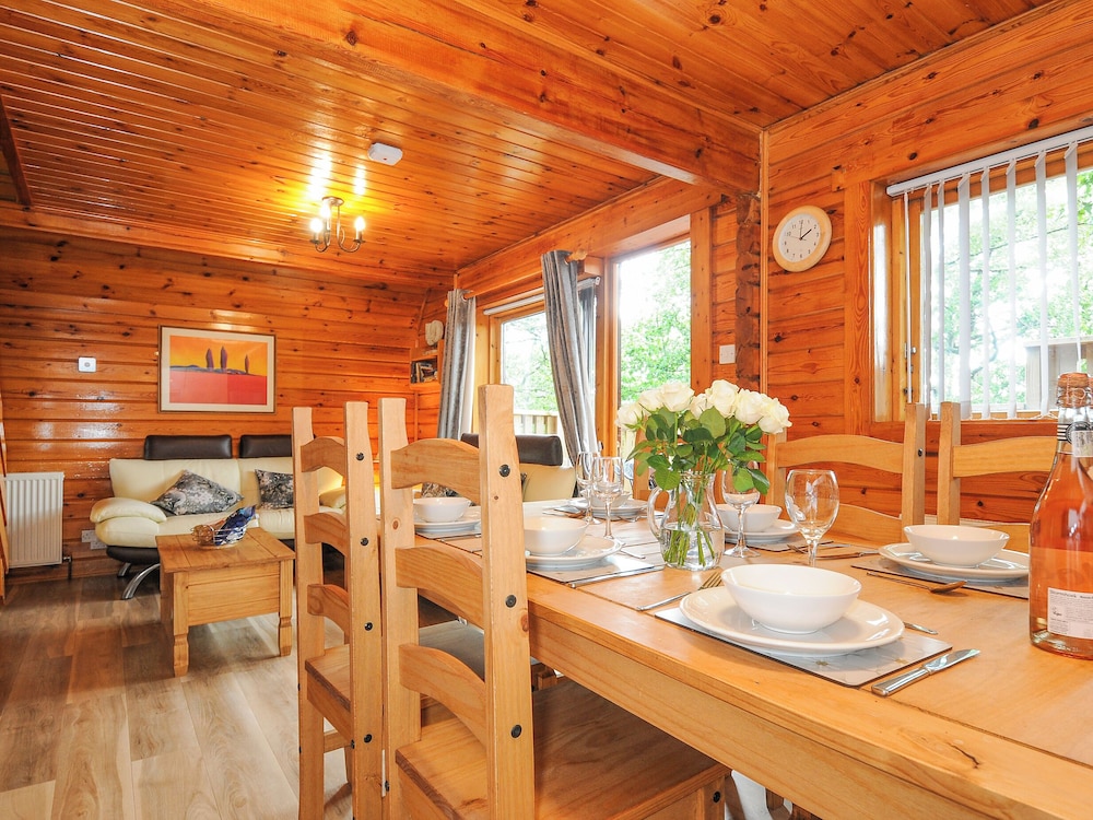 Lodge 32 - Cowslip
