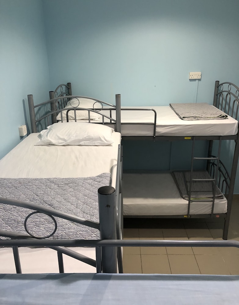 Snooze Inn Dickson Road - Hostel