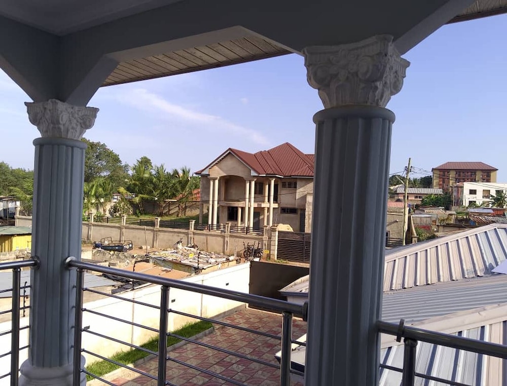 Spacious 3BR Apartment in Adentan With City Views