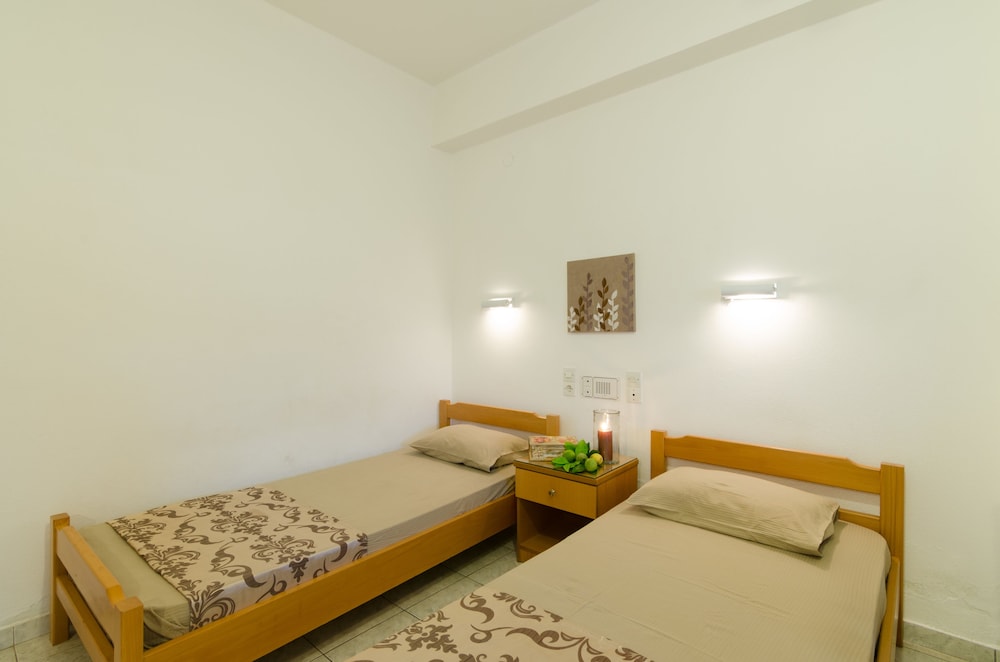 Aglaia Apartments & Studios