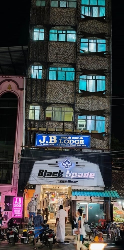 JB LODGE