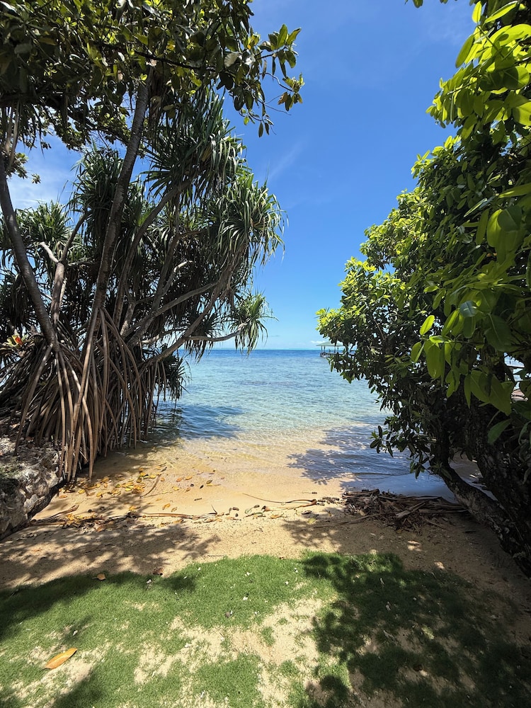 Vahine Ori Lodge