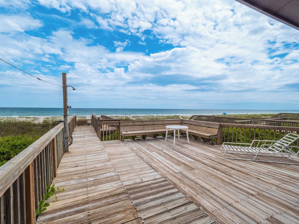 Loony Dunes by Topsail Realty