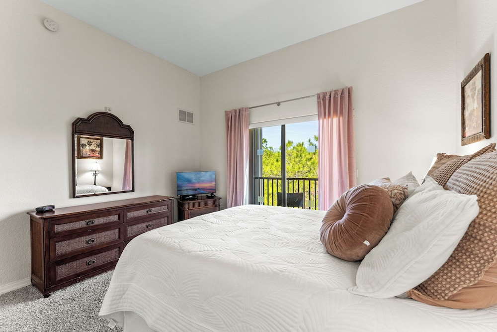 Slice Of Sunshine At Caribe Cove