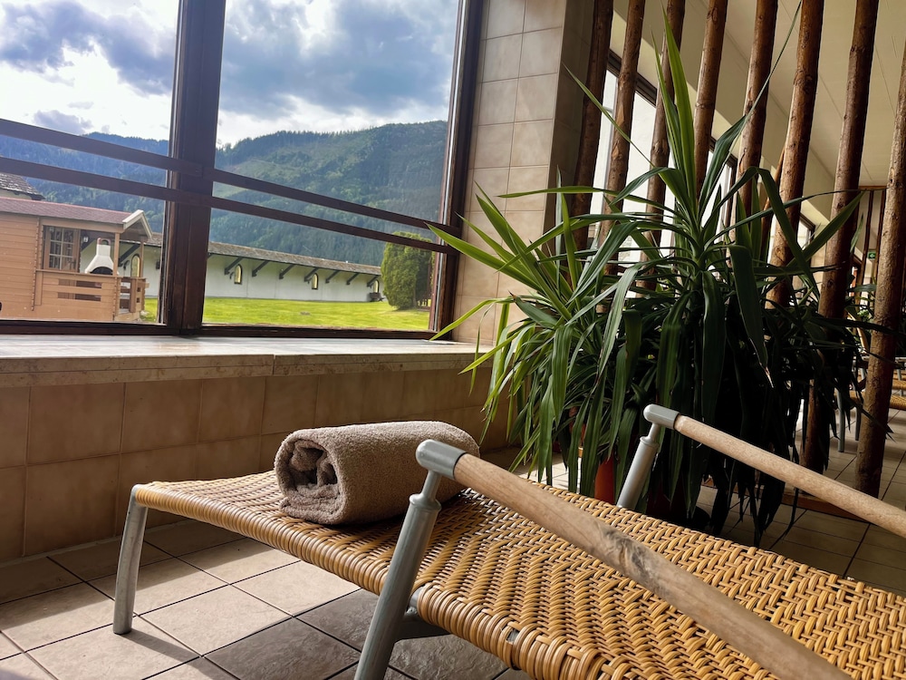 Gansl Hotel & Residences