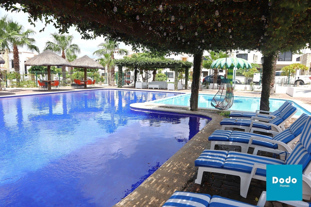 Pool & Wellness
