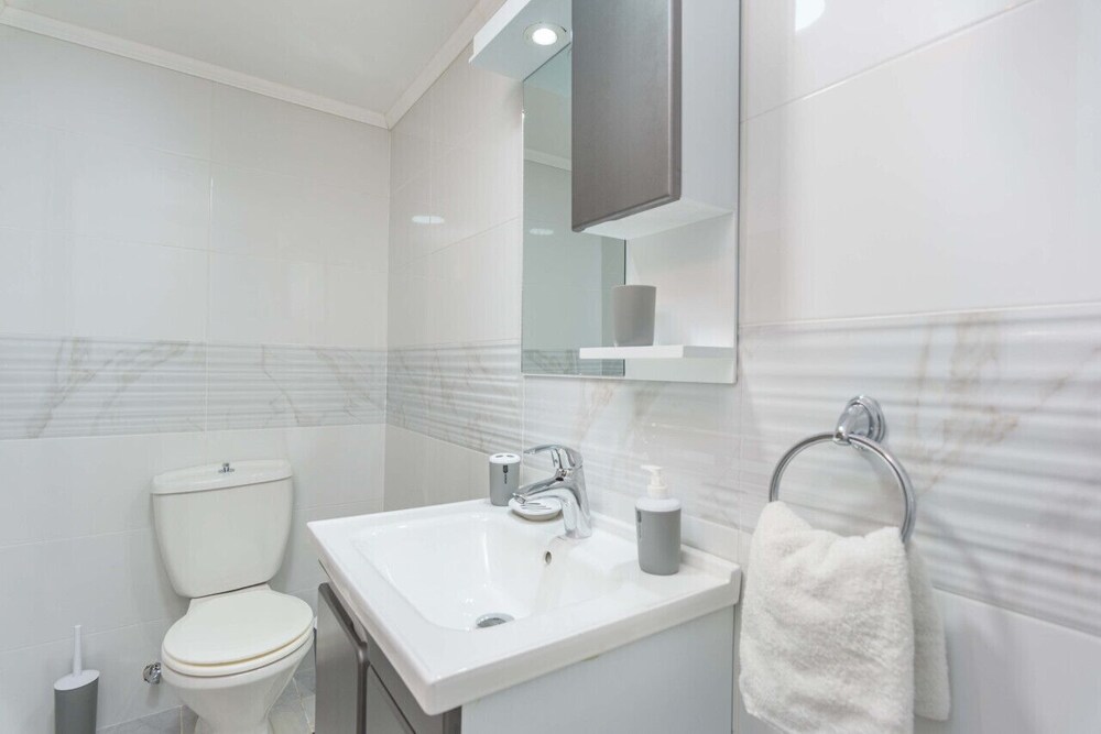 Glow Studios & Apartments in Batroun