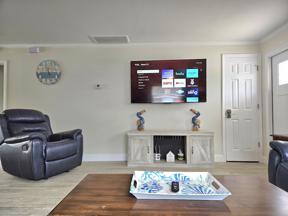 Coral by the Sea 3054, Sleeps 8, Walk to Beach