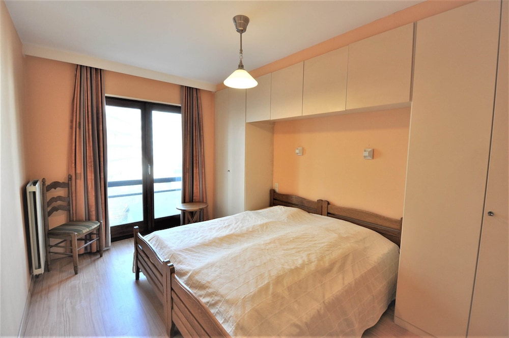 Apartment in Belgium Near the Seawall