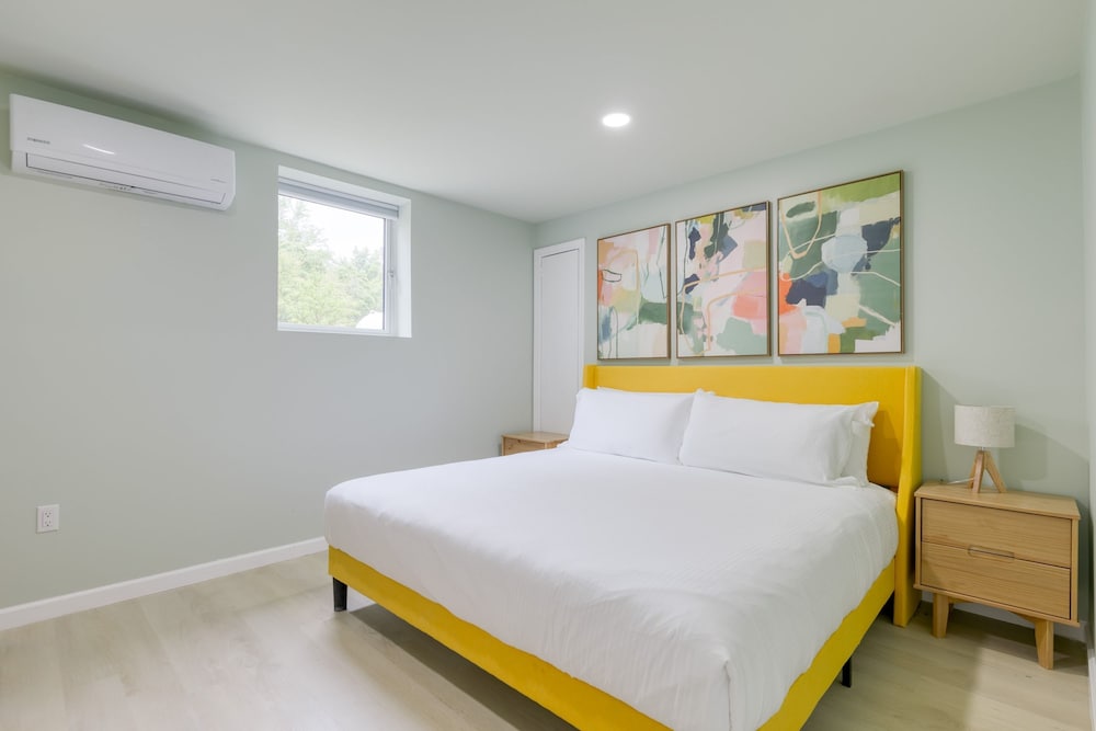 Game Farm Villa by Avantstay 10bdr Private Pond Spa Pool Family-friendly