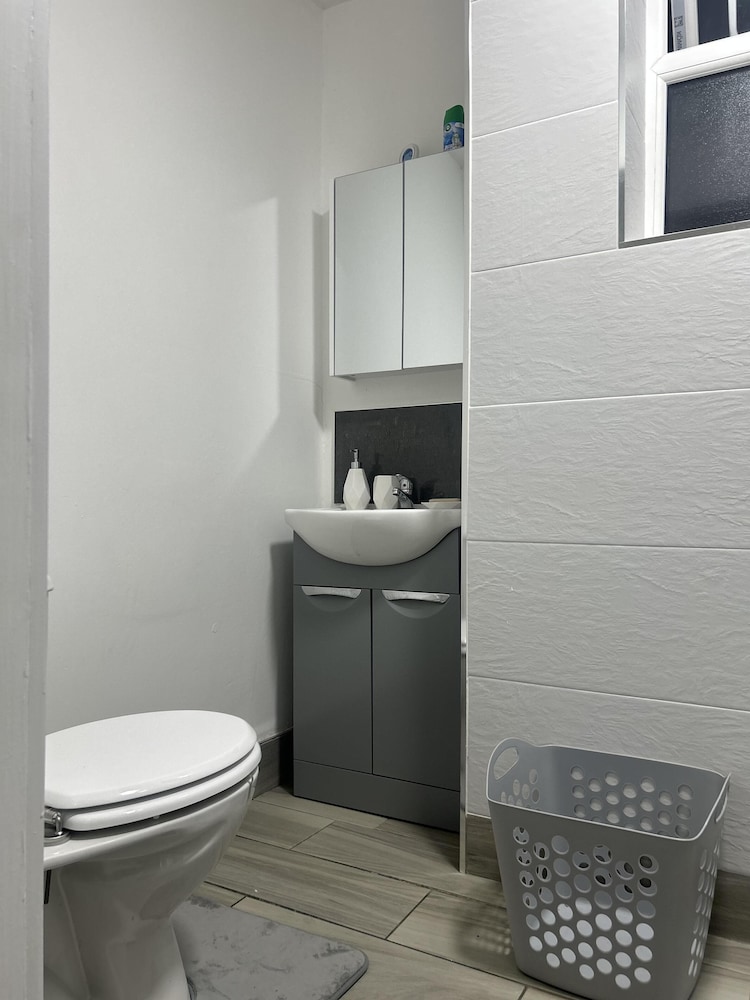 Solihull Cozy Apartment Retreat