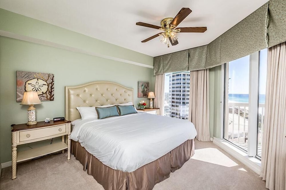 Beach Front Destination 3 Bedroom Holiday Home by Five Star Properties