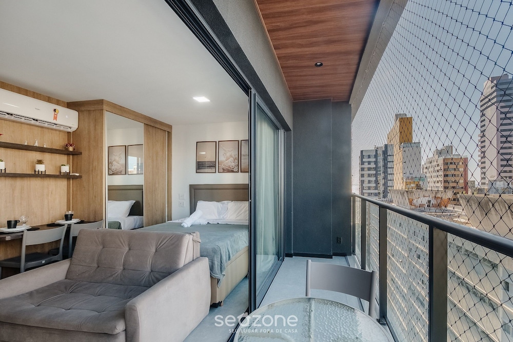 Stay With Style and Convenience in Salvador LIV
