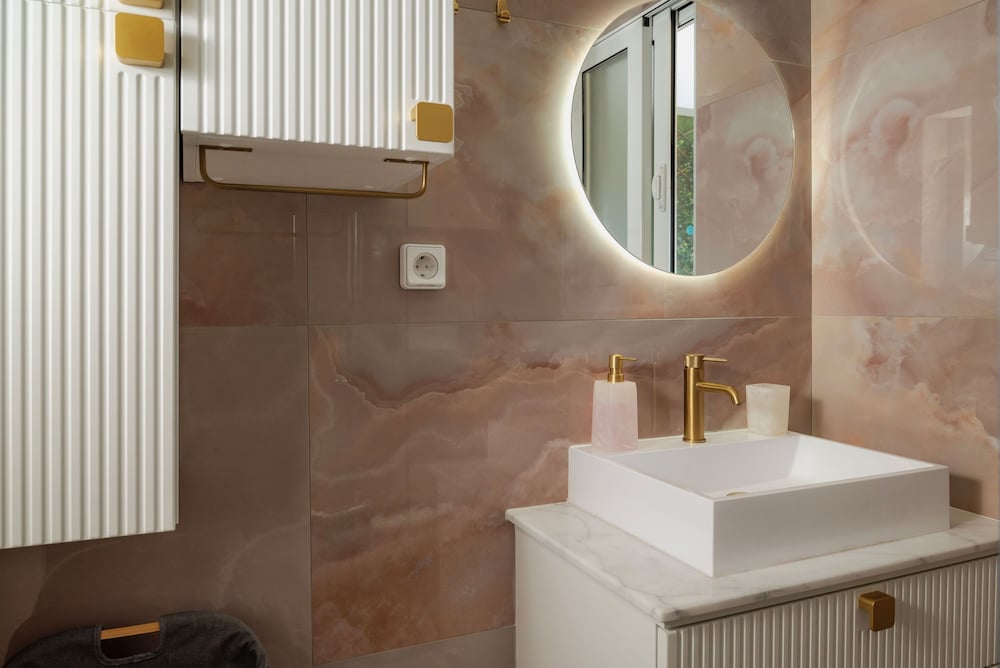 Paradissia Luxe Villa With Private Swimming Pool