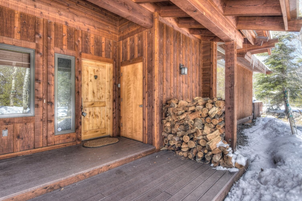 Lake Tahoe Vacations - Squaw Creek Barrel - Property Image 11