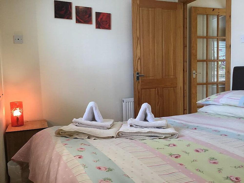 4 Bedroom House Stratherrick view 5