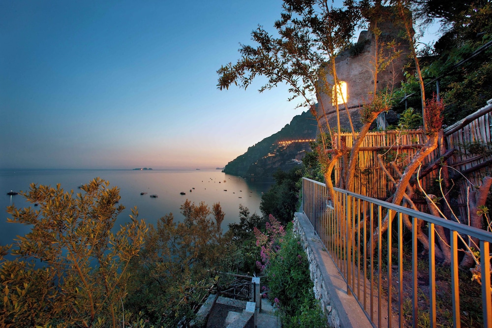 Torre Sponda Casa Angelica Private Beach