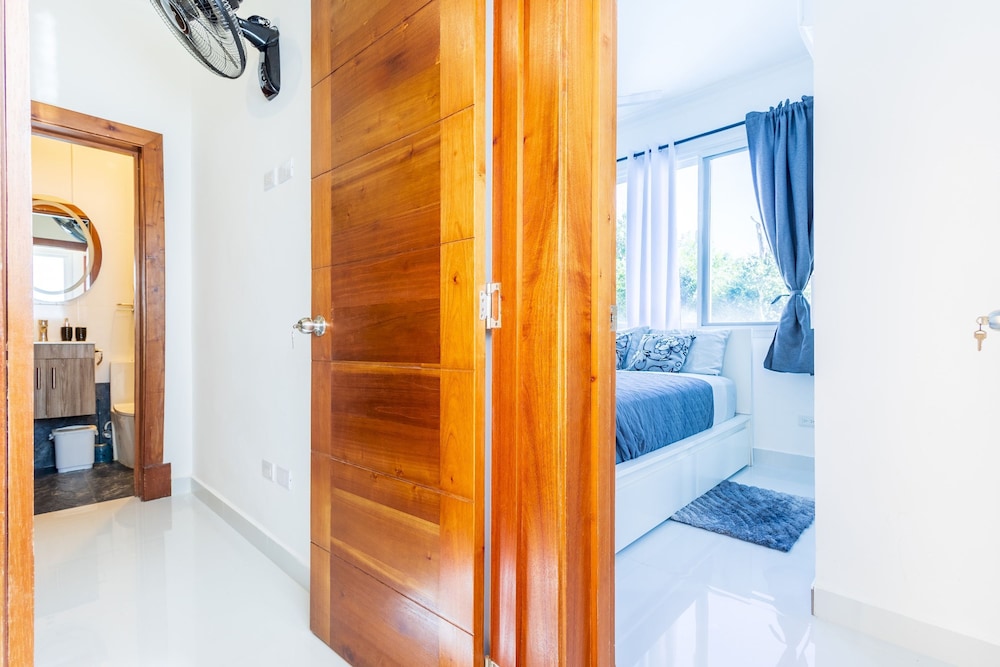 New Stylish 3BR Villa With Private Pool Terrace