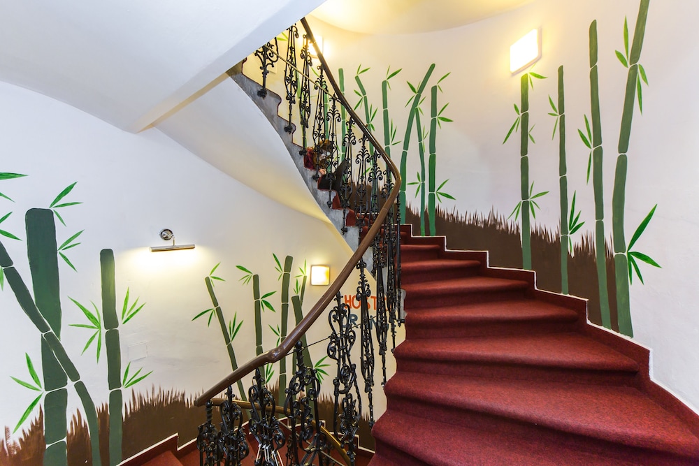 Hostel Orange
