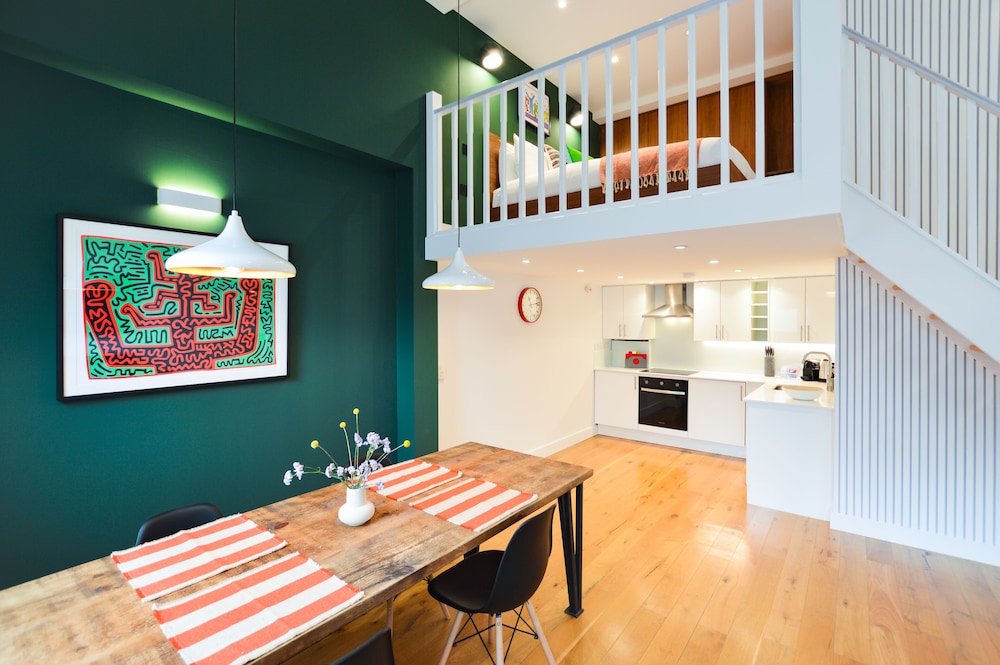 Spacious West Hampstead Apartment by Concept Apartments