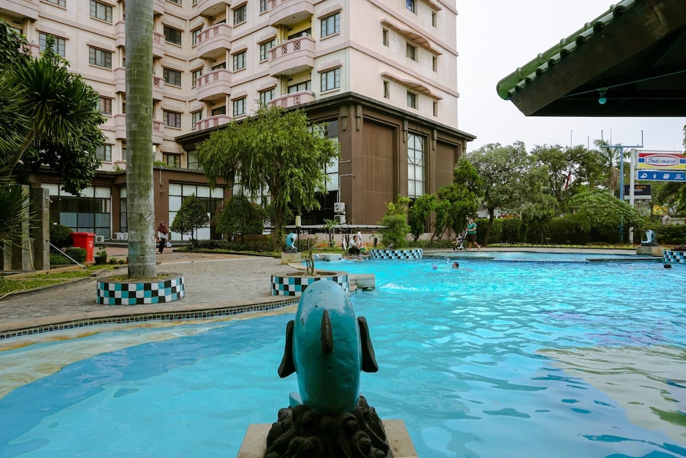 Homey And Simply Look 1Br Puri Garden Apartment