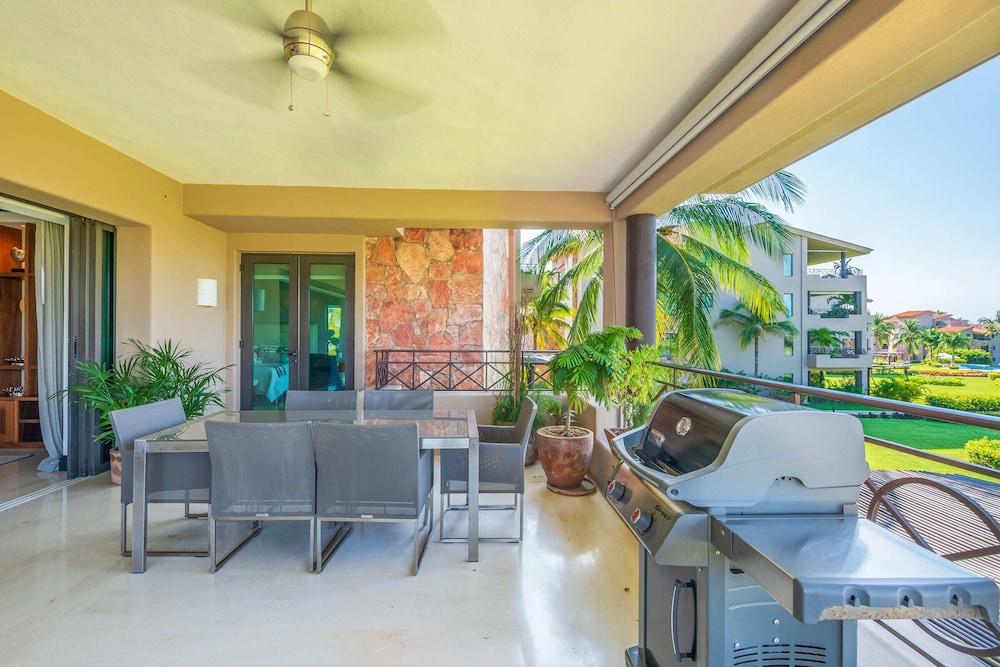 Amazing 3 Bedroom Condo - Property Image 8