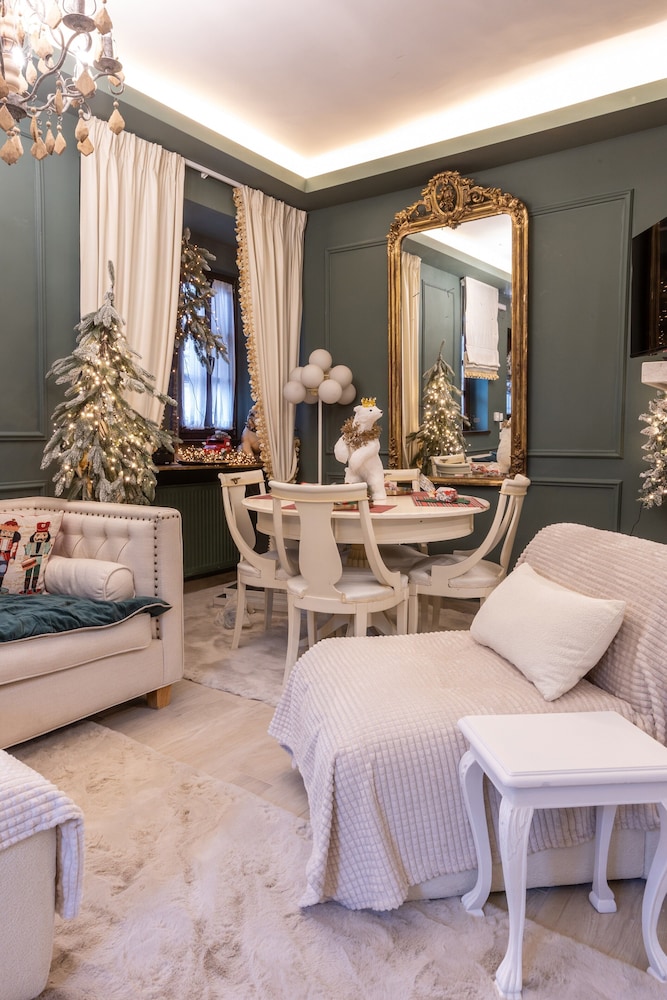 Rock Dandy La Maison De L’Ours | Top Fireplace Retreat