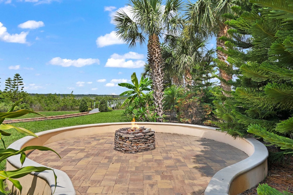 Sparkling Pool Balcony Sunsets Pool Table Dock