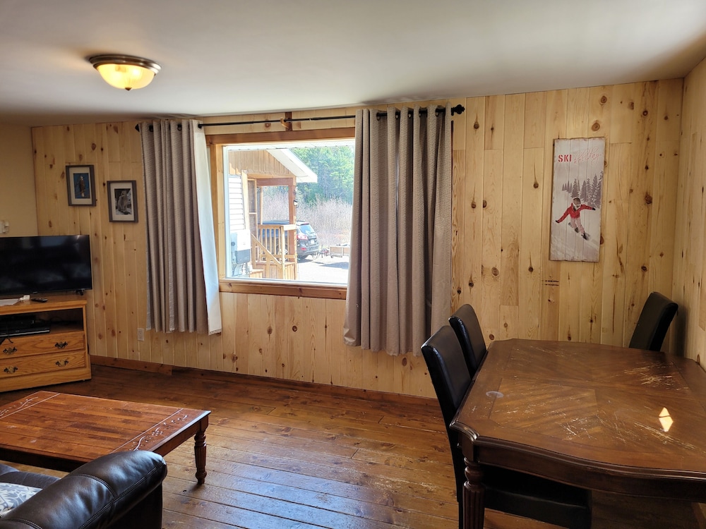 Stunning 2-bed House view 3