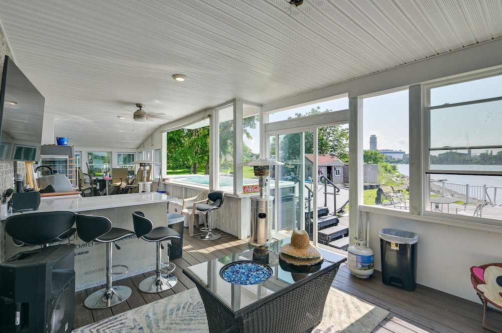 Weymouth Waterfront Getaway w/ Swim Spa & Hot Tub