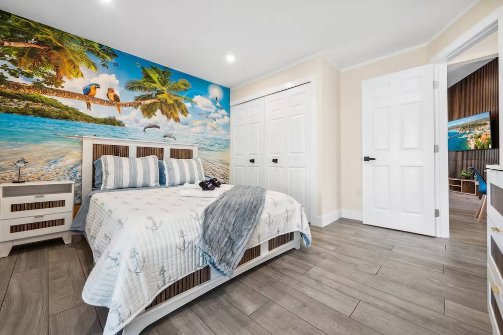 The Tropical Retreat