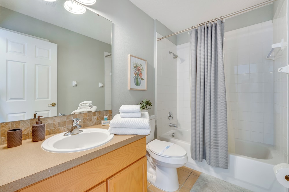 Luxury Championsgate Home Near Disney Parks!