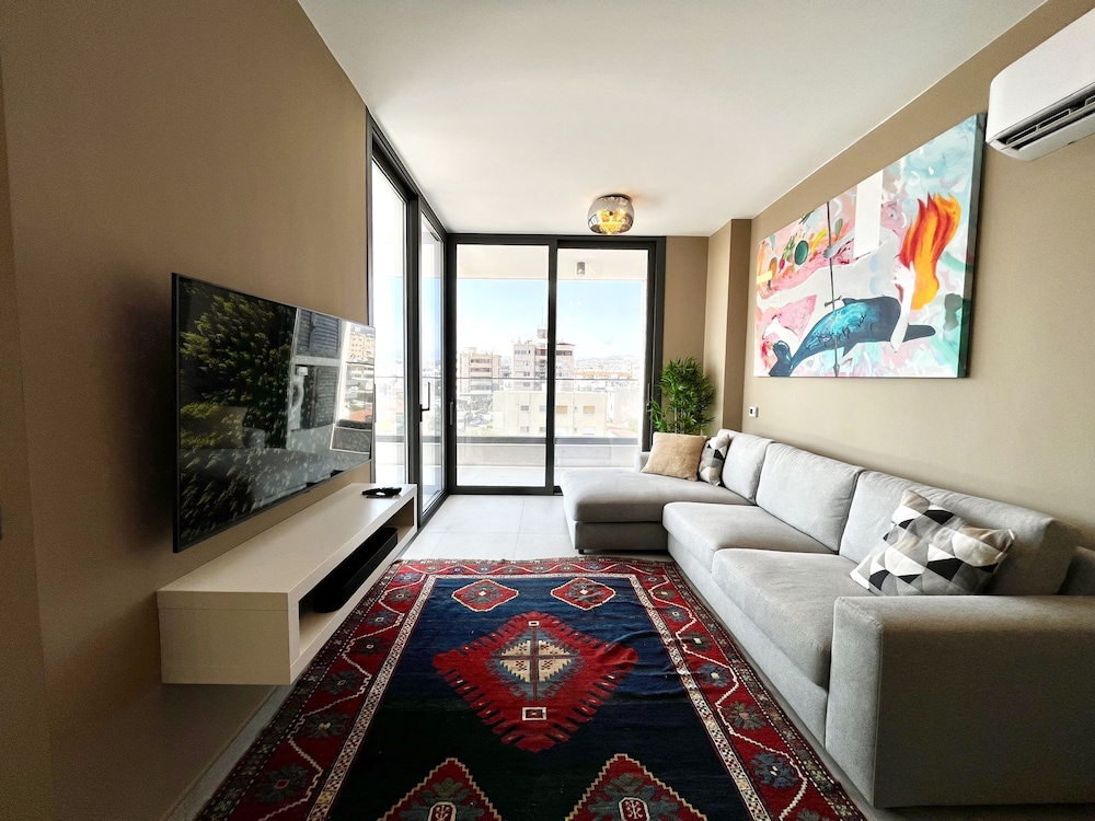 107 LIM - Stay Mouson View Apartment