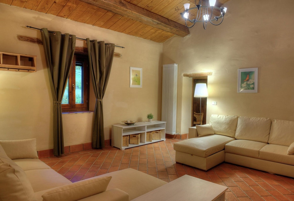 Scenic Holiday Home in Modigliana