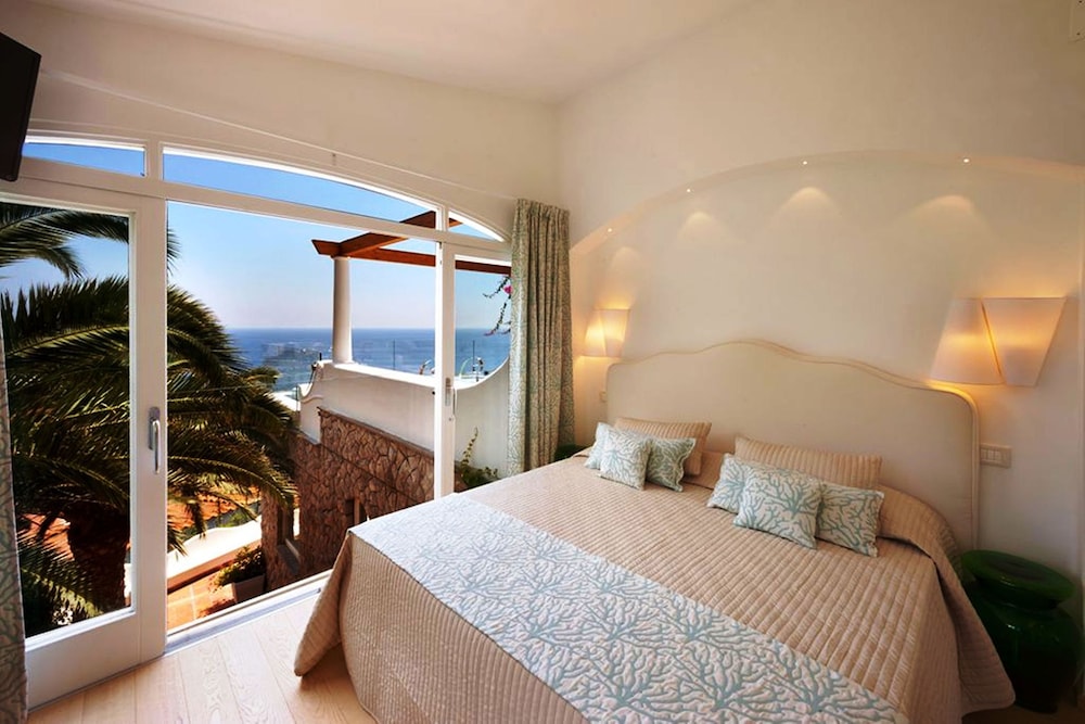 Villa Ariadne photo 5