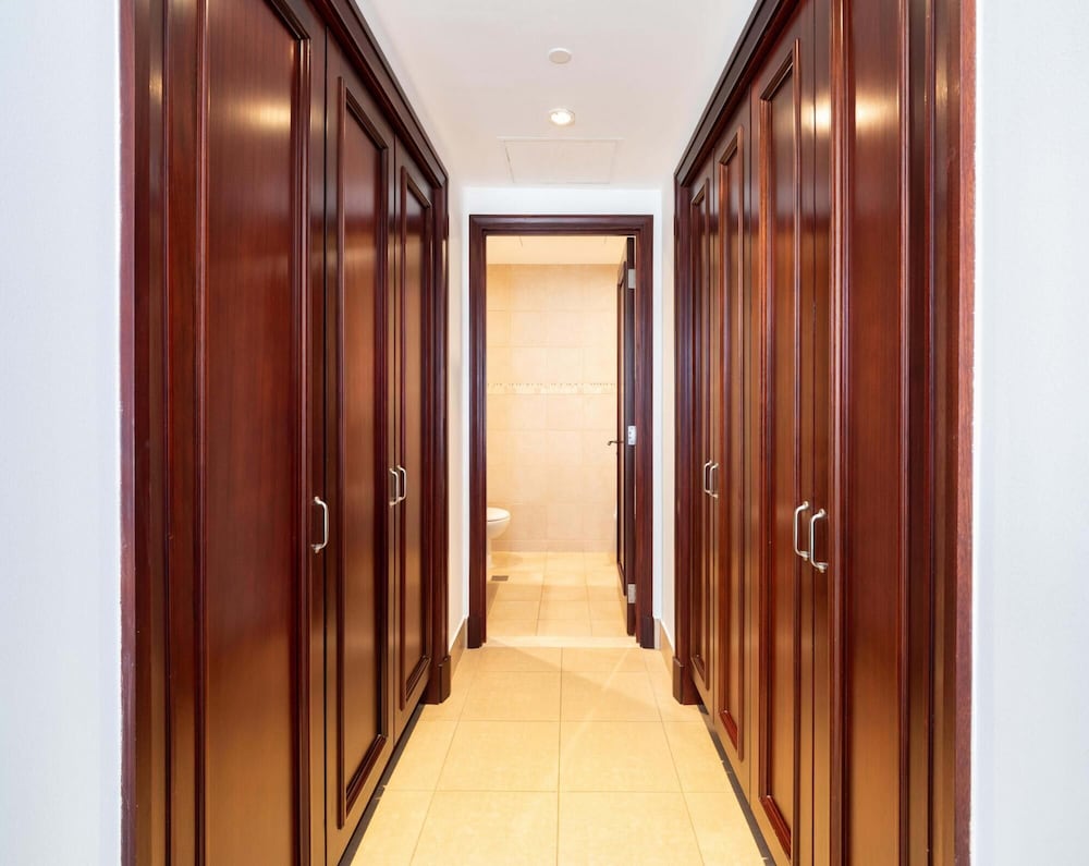 Luxury Living Next to Dubai Mall Burj Khalifa