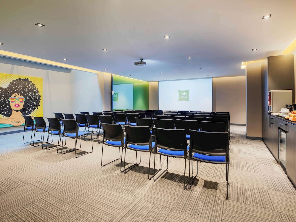 ibis Styles İstanbul Atasehir - Image 24