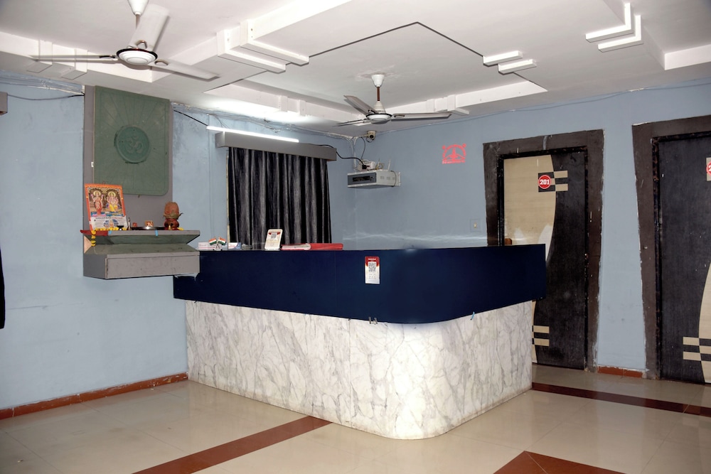 HOTEL DIVYA PALACE