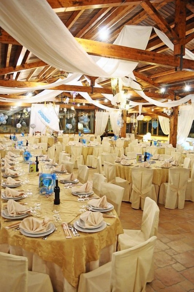 meeting & event spaces