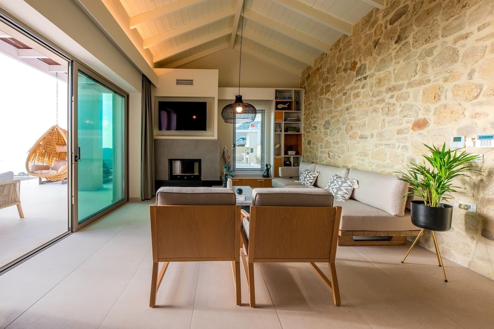 Villa Cielo I Free Heated Pool Stunning Seaview view 3